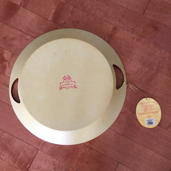 Lenox Winter Greetings Toleware Round Metal Serving Tray with handles - Picture 3 of 6